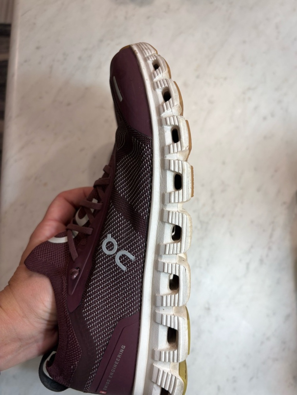 On women’s cloud 6 versa size 8 - Picture 7 of 7